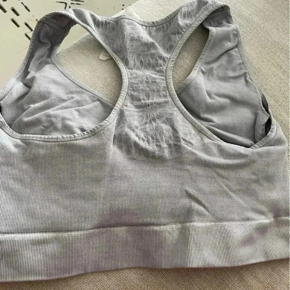 Avocado Sports‎ Bra - Picture 2 of 2